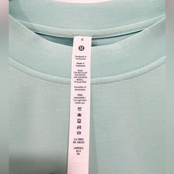 Lululemon Athletica Perfectly Oversized Cropped Crew in Tidewater Teal | Size 4 - Picture 4 of 10